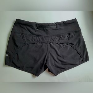 LULULEMON RARE SHORTS - NEVER WORN